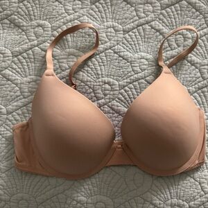 Victoria’s Secret Nude Everyday Push-up Bra 34C